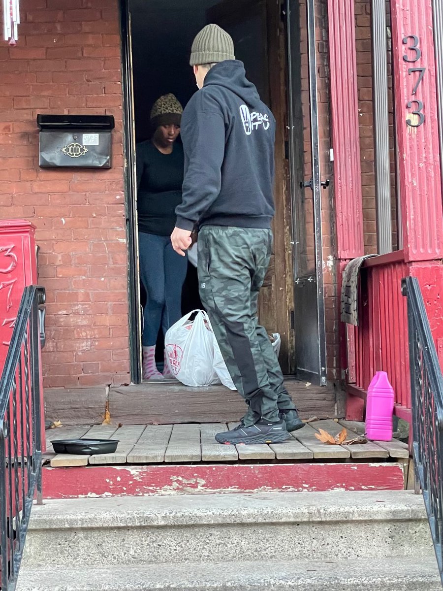 CompassYouth's tweet photo. COMPASS in the Community. Today our team was out in the community delivering all the “fixings” for a delicious Thanksgiving Dinner. #COMPASSinthecommunity #COMPASSPeacebuildeers #Thanksgiving2020 https://t.co/bGvdQ7mOLr