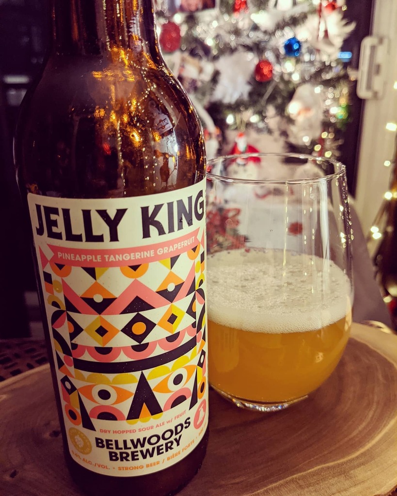 SlaterOnTheMic's tweet photo. Staycation is a GO! @bellwoodsbeer Pineapple Tangerine Grapefruit Jelly King is truly drool worthy. #Beergal #beergeek #beerporn #beertography #beersofinstagram #beerstagram #instabeer #craftporn #craftappreciation #craftbeerporn #craftbeerlover #craftbe… https://t.co/1i9sxQ3LOZ https://t.co/dSDbux5b7x