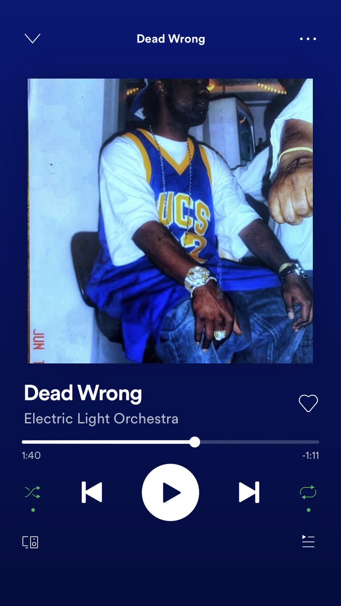 penetrationguwu's tweet photo. My Spotify said “new release from electric light orchestra!” And I was soooo confused the whole time I was listening to it https://t.co/epiZfrQXfe