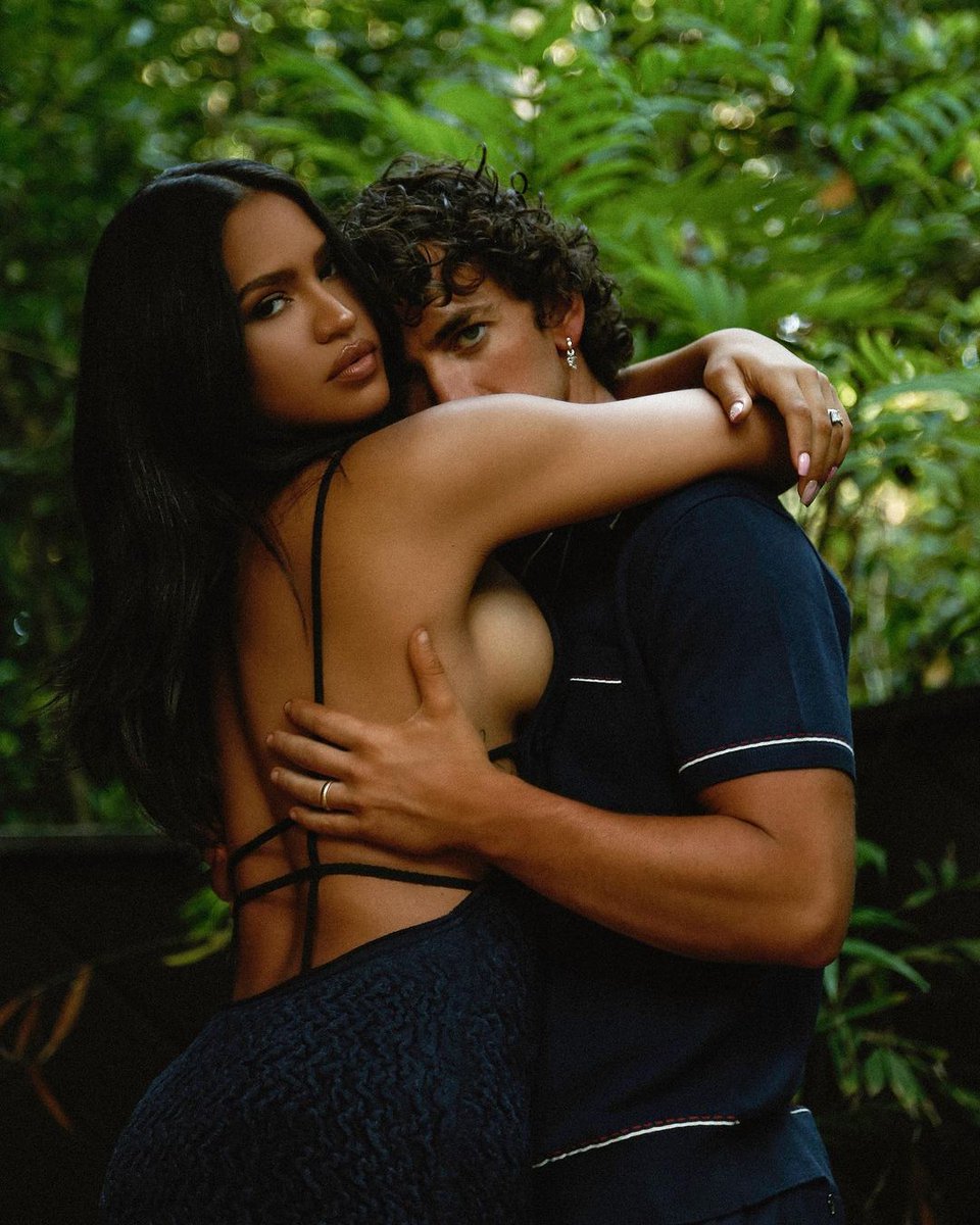 WMBWInterracial's tweet photo. Cassie &amp; Alex https://t.co/64wp3HTI4E
