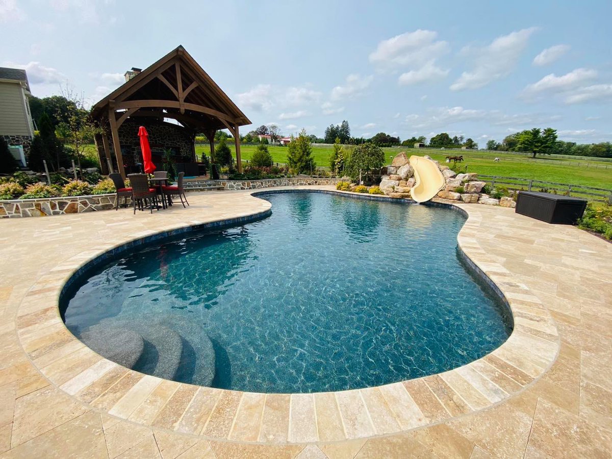 WoodfieldLiving's tweet photo. 2021 is the year your backyard becomes paradise ☀️ 🍃

#swimmingpool #woodfieldoutdoors #backyard #paradise #landscaping https://t.co/Fl5K23j3Vx