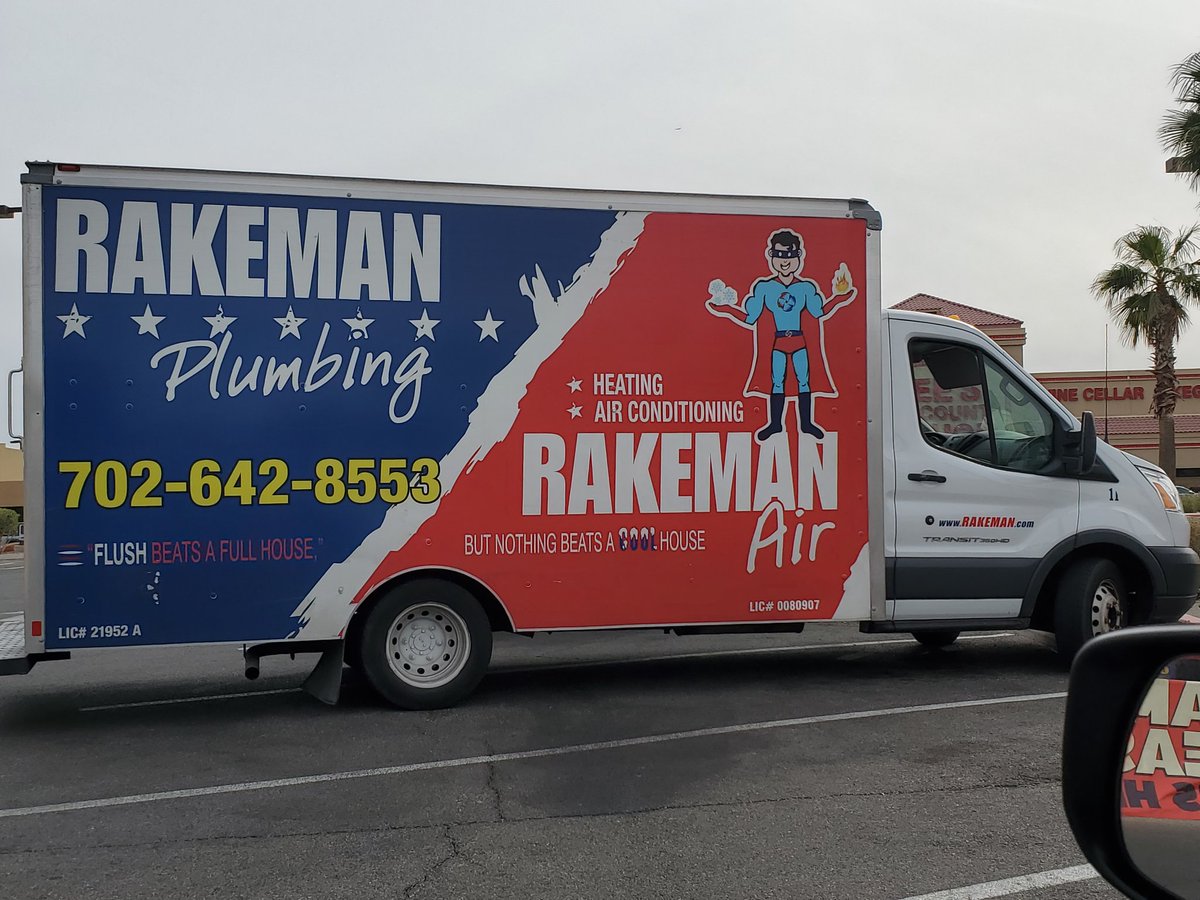 VegasFinds777's tweet photo. Perhaps @RealKidPoker also has a truck that backs up! #poker #vegas #grudgematch #underdog  @DougPolkVids #morerakeisbetter #rakeman https://t.co/YYp2ztCGbw