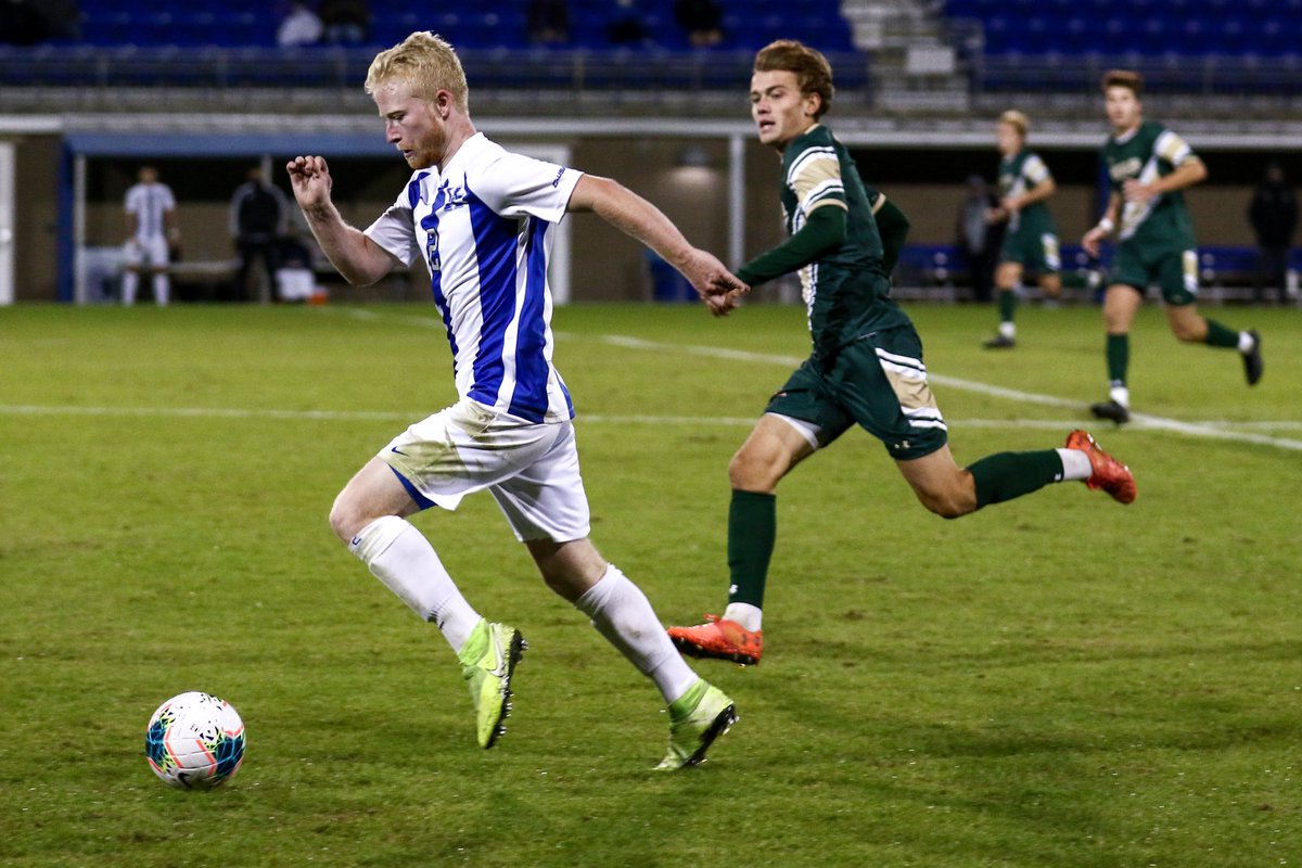 UKMensSoccer's tweet photo. #FallFeatureFriday: 𝐑𝐨𝐛𝐞𝐫𝐭 𝐒𝐜𝐫𝐞𝐞𝐧

⚽️ 6/6 starts
⚽️ 546/546 minutes played
⚽️ 2 assists (tied for most on team)
⚽️ 1 shutout by UK defense https://t.co/jPpBgbN8Ge