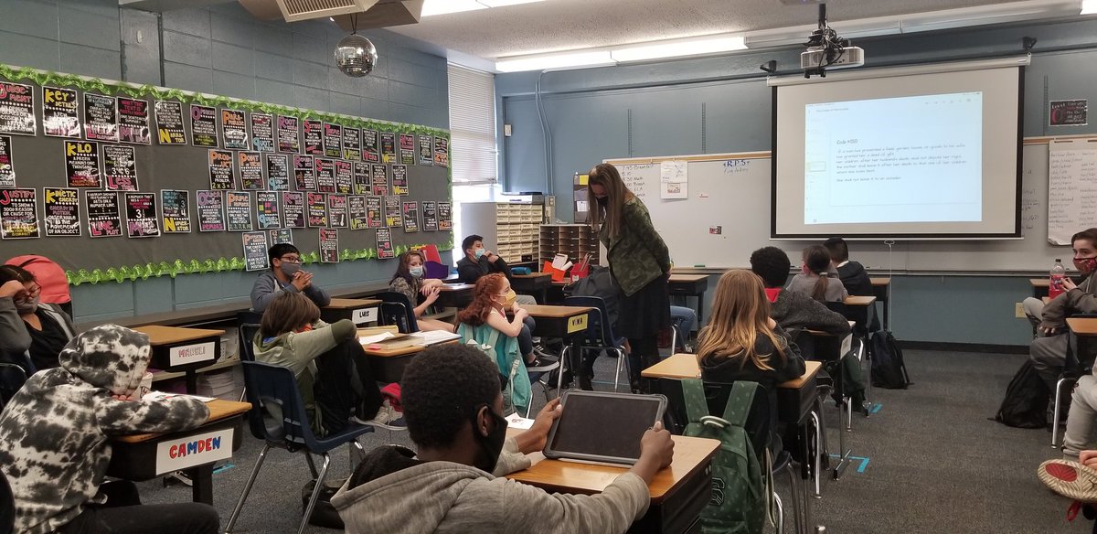 Deweerd_Amanda's tweet photo. I'm thankul for an administrator who will jump on WebEx at a moment's notice to say happy birthday to remote students, or gladly moderate a mock SS debate. @Rosehill512 #BetterTogether https://t.co/rANBKFcTTD