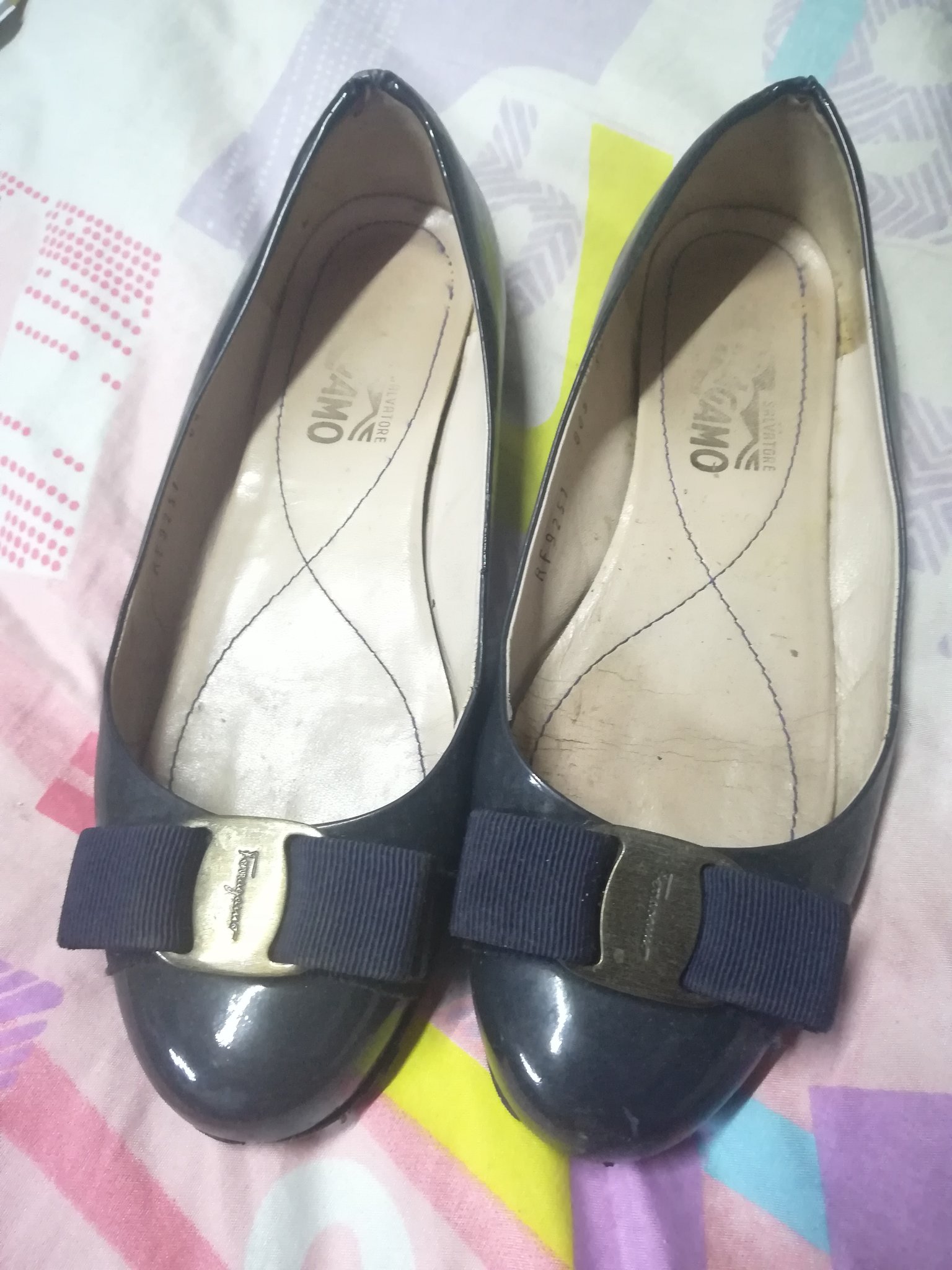 恋上你on X: 破2000粉，送出女友的飞甩鸡毛平底鞋，限澳门的同好#插马眼#踩射#射鞋#高跟鞋#脚#打胶#插鞋#