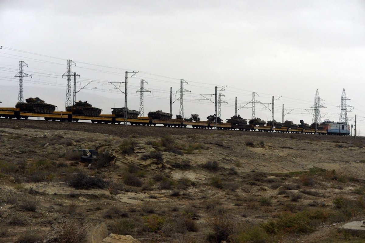 9. More and better resolution pics are now available of the same train. They show an additional T-72 and possibly the barrel of another at this end of pic 1, plus an additional D-20 and D-30 towed howitzer in pic 3 (these probably also from the 05/11 film)  https://t.me/military_az/1684