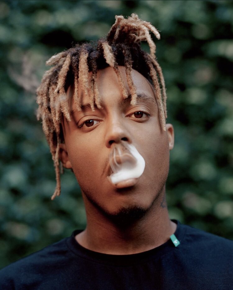 rezfroy's tweet photo. its almost a year whitout juice wrld💔
miss you brother
#jadeh #juice #juicewrld #llj #lljw #legendneverdie https://t.co/lvsf9vUdQT
