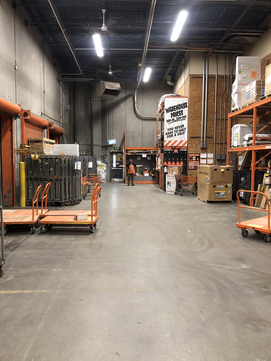 The West Allis Home Depot tweet media