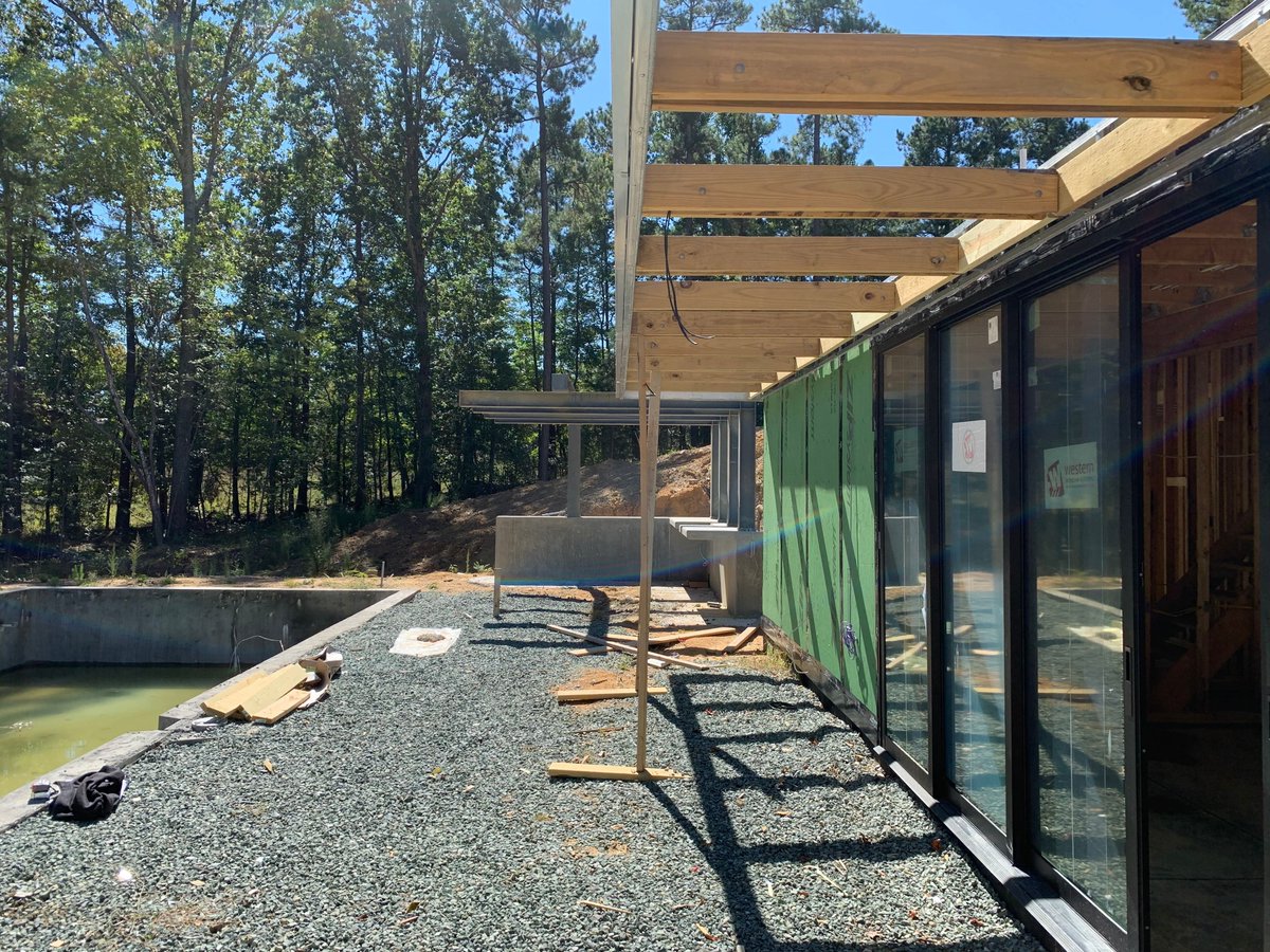 thoughtcraftarc's tweet photo. Chatham Residence: Update – Outdoor Kitchen. The structure for the outdoor kitchen has been installed. Cantilevered steel outriggers will be clad with painted @accoyawood louvers to shade the area at the hottest times of day and define the area against the more open pool deck. https://t.co/pCjGM0Rrmx