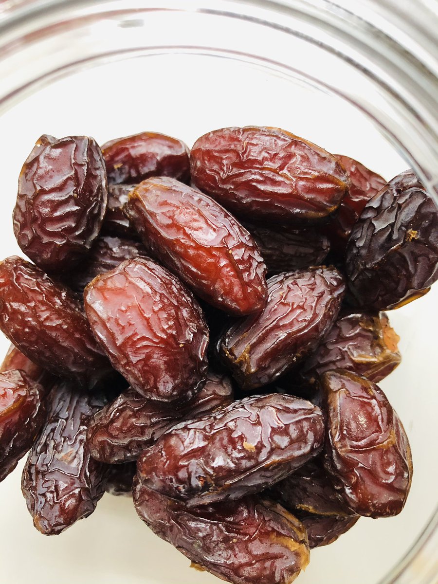 #Medjooldates in stock, along with loads of new, wonderful #organic foods that arrived today. #gettingreadyforchristmas #christmasshopping #christmasfoods