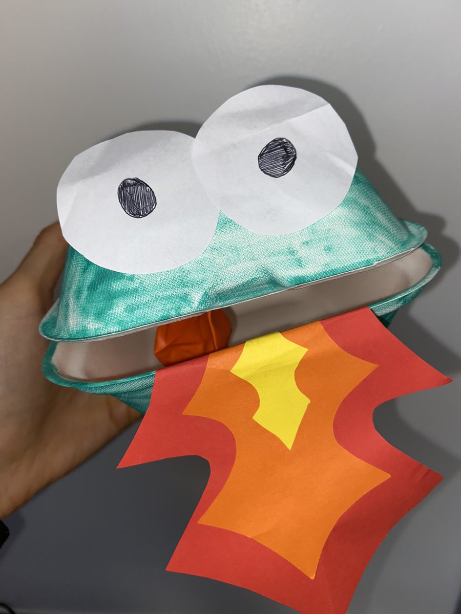 misssmithUOW's tweet photo. Last D.T session of the first term complete - pneumatics monsters! Can’t wait for more future D.T sessions - who knew making a monster could make undergrads so excited😆 https://t.co/vNhFDCGGmN