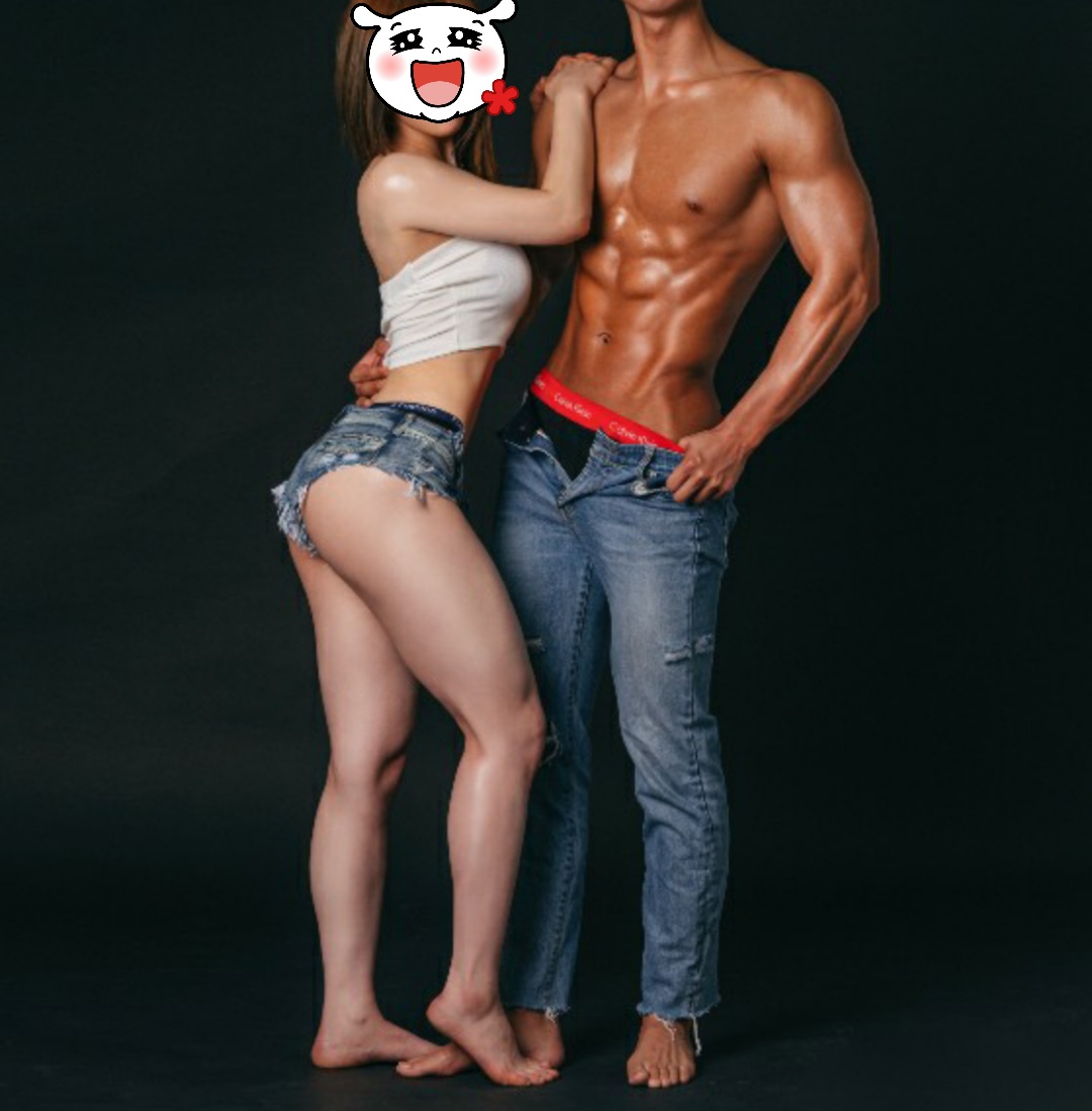 #최신바디프로필 #섹트 #일탈
여성피트니스 모델분과 한컷😀
사진찍는데 어색해 죽는둘 알앗네....