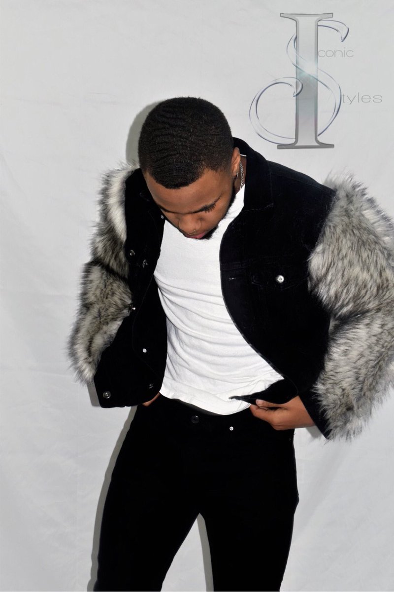 TheIconicStyles's tweet photo. Introducing the Alpha Male Jacket.
Item drops on November 28! https://t.co/cM5mn6o5Fs