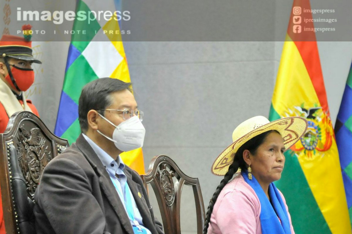 ipressimages's tweet photo. El presidente Luis Arce posesionó a Sabina Orellana como titular del Ministerio de #Culturas, Despatriarcalización y Descolonización, que funcionará con los recursos económicos generados a partir de la fusión de Min. Hidrocarburos y Energías.
@LuchoXBolivia
#imagespress https://t.co/n3OBg49vQX