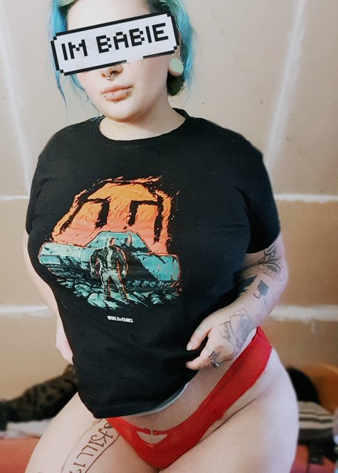 Bby hat sein Shirt bei mir vergessen 🤫👀💕 https://t.co/odUBi2ab7U<a href="/tag/bdsm"class="tags"><span>#bdsm</span></a><a href="/tag/sexy"class="tags"><span>#sexy</span></a><a href="/tag/tattoos"class="tags"><span>#tattoos</span></a><a href="/tag/kinky"class="tags"><span>#kinky</span></a><a href="/tag/kitten"class="tags"><span>#kitten</span></a><a href="/tag/witch"class="tags"><span>#witch</span></a><a href="/tag/bisexual"class="tags"><span>#bisexual</span></a>