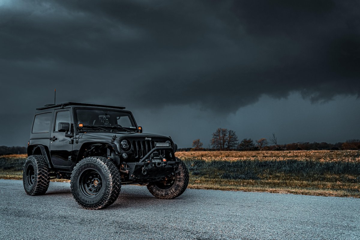 67Designs's tweet photo. Heading into the eye of the storm... (Photo by Zakk Sheehan)
#67designs #stormy #overlanding #67designsrail #adventure #oftenimitatedneverequaled #devicemounts #gopro #universalholderforphones https://t.co/sTObCinbOt