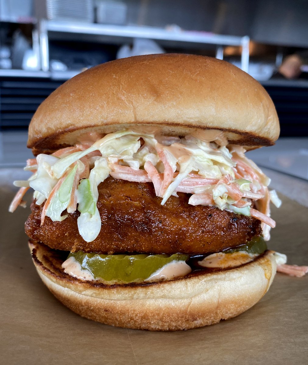 Manhattan Uittrekken Contractie PINCHO on Twitter: "Say hello to our new Miami Hot Chicken Sandwich!  #NashvilleHotChicken #SoGood https://t.co/XOaDHQ1SUC" / Twitter