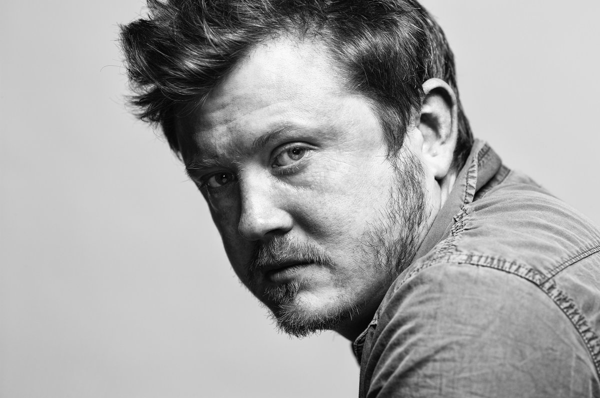 STLFilmFest's tweet photo. Don’t miss our free screenwriting masterclass tomorrow at 1:00 pm CST, with St. Louis native @BeauWillimon, who has worked on projects such as House of Cards, The First and The Ides of March. Click the link to register: https://t.co/1KgJKuMyPM
#SLIFF2020 #MasterClass https://t.co/UBVahrR4Oc