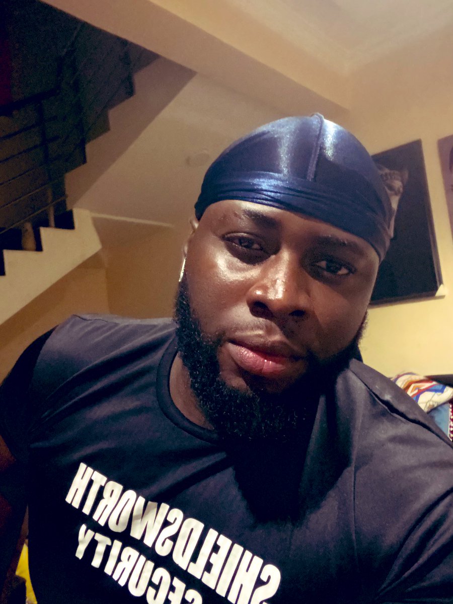 TheBigbearXO's tweet photo. People of God, I only have one gist. Guess who tied my durag today oh.
#PlayDateWithOriade #shieldsworth https://t.co/xJppGvqOxX
