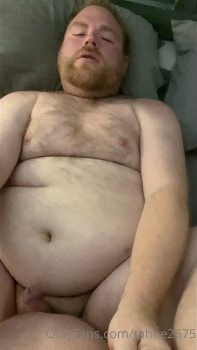 HubbaCubba819's tweet photo. Love my bubba on his back ❤️ @tahoe2675 #hairyholesgetpounded #everydropinthatass https://t.co/QtKlUreMYe https://t.co/3ywlW2dt3y