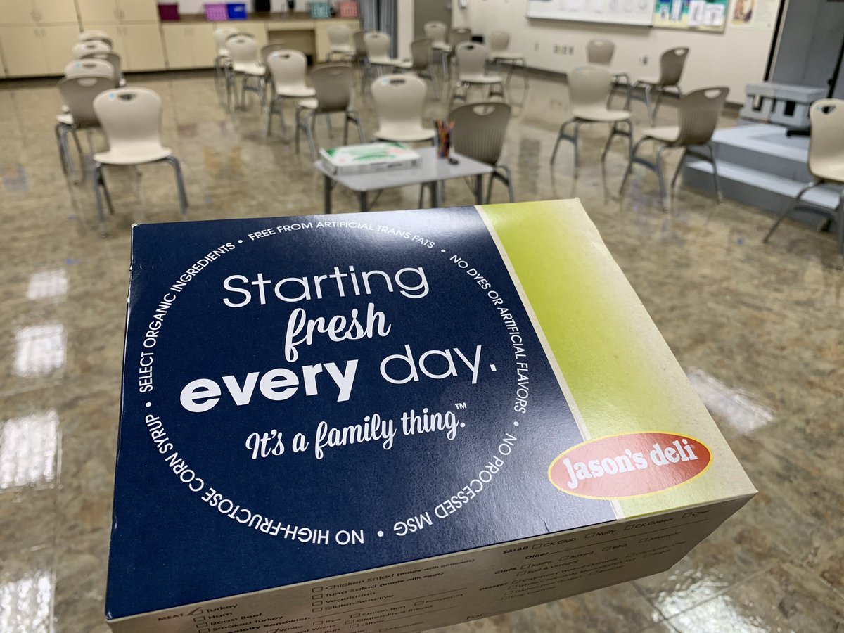 SunnyCollegiate's tweet photo. Thank you PTSA for providing lunch today! We’re so grateful @PTSACHCA @collegiate_ch https://t.co/VxaADULGRh