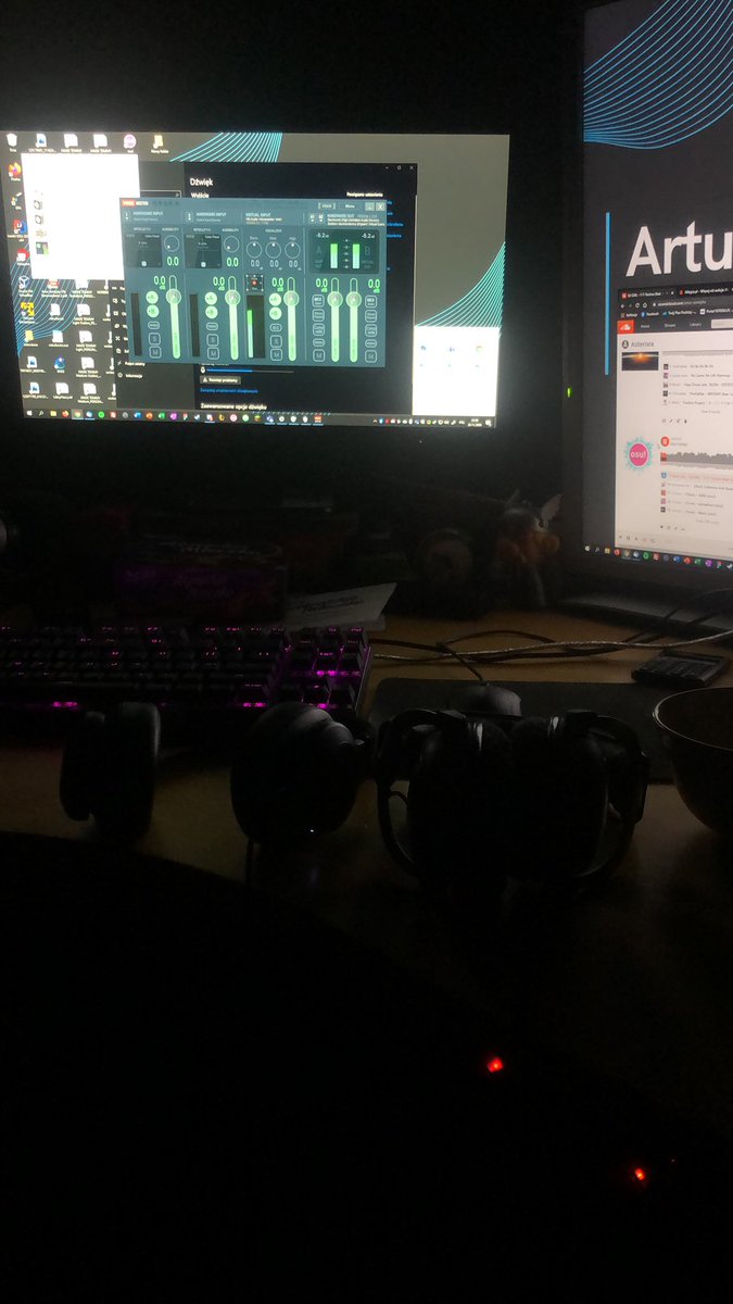 ASendyka's tweet photo. Low cost silent disco at home
My 2 headphones (normally use at home and my Bluetooth headphones which use in commute transport) and VCA with Voicemeeter. Recommended! https://t.co/4t60NG4GDr