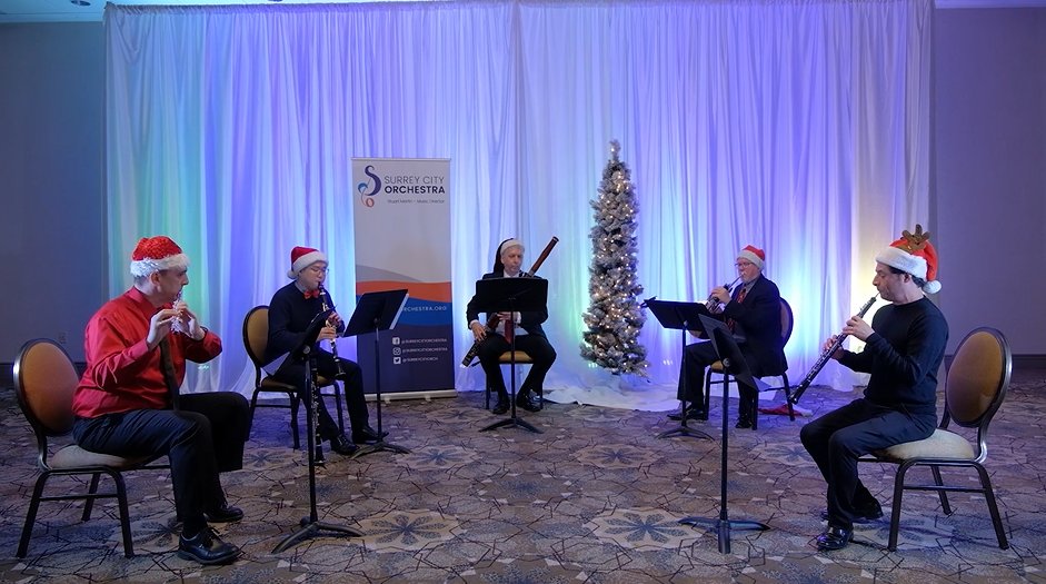 surreybcevents's tweet photo. Listen to classic holiday hits from members of the Surrey City Orchestra tomorrow at 6:25pm during the virtual #SurreyTree Lighting Festival.
🎵Tell us your favourite festive song in the comments below! https://t.co/646163ZeaP