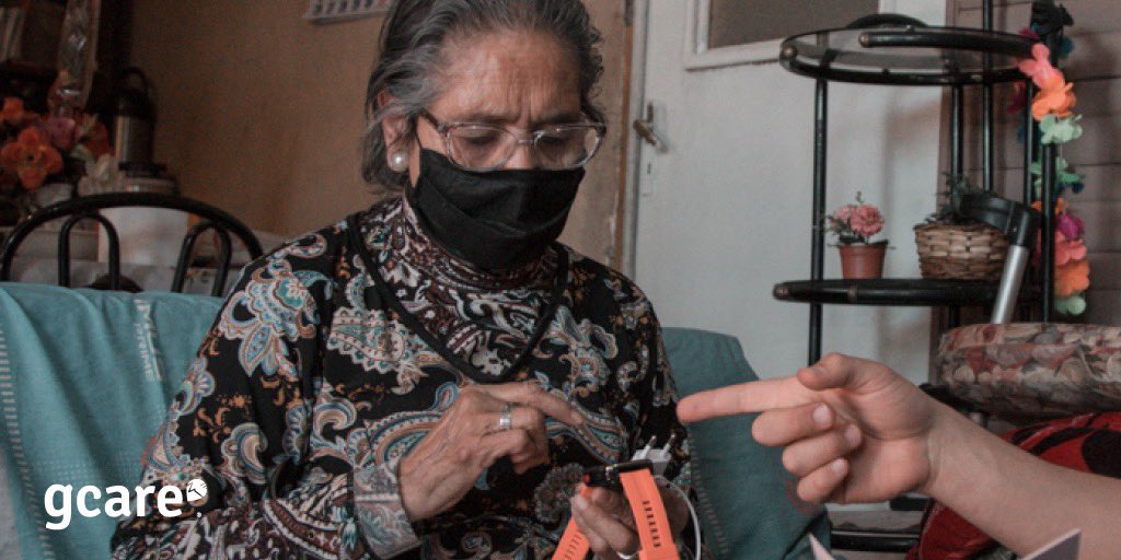 La alfabetización digital es esencial para implementar servicios tecnológicos para las personas mayores. ¡Juntos hemos demostrado que con capacitaciones y seguimiento, las personas mayores pueden usar con total autonomía nuestro GCare!
.
#eldertech #autonomia #personasmayores