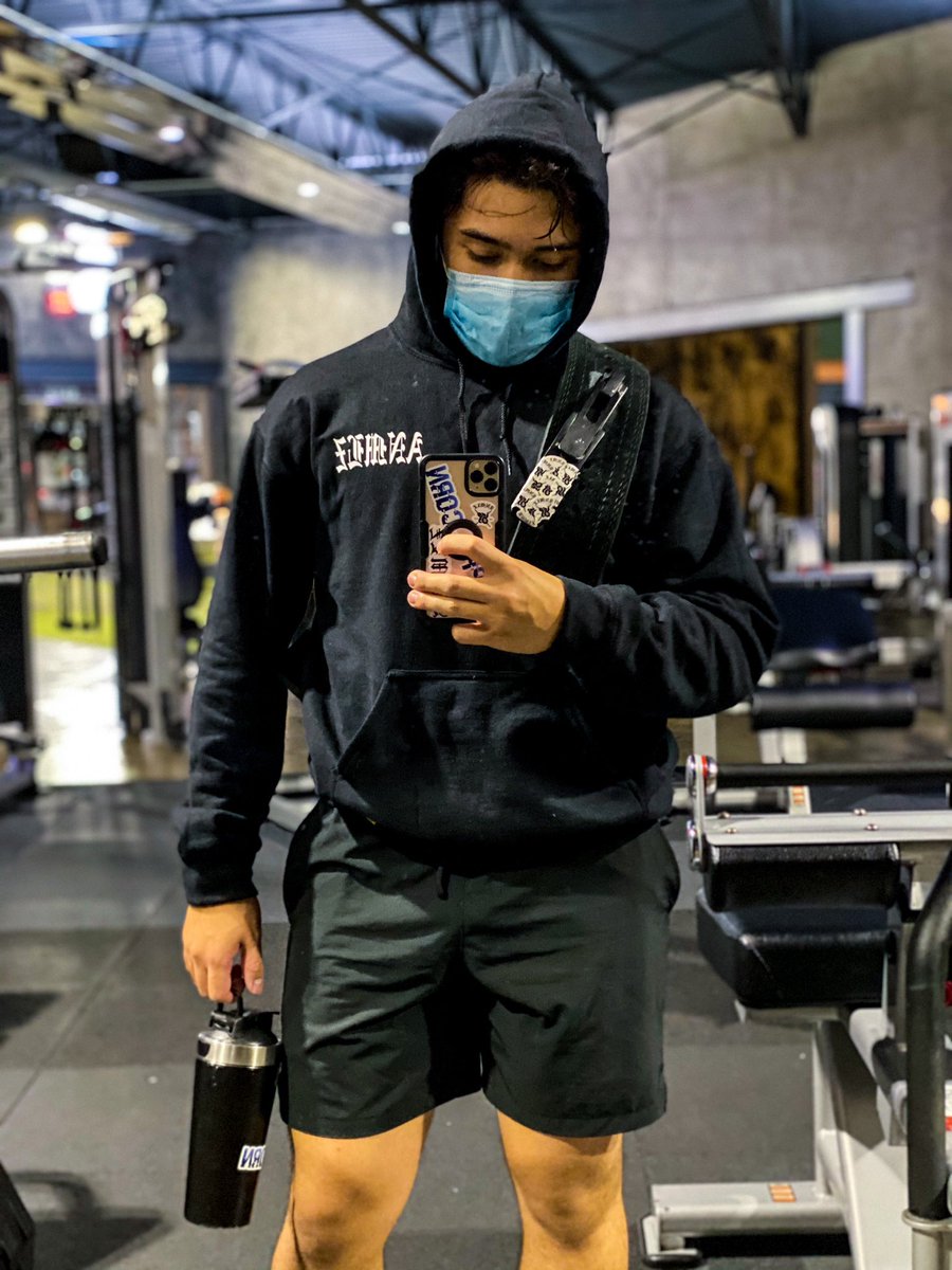anmlz18's tweet photo. GREAT LEG DAY 💯🔥 #legdaym https://t.co/YJrRBKcSC3