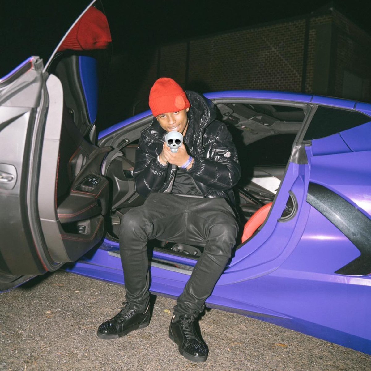 pooh_shiesty's tweet image. Play &amp;amp; Its Shots Out The Vette 👹💜