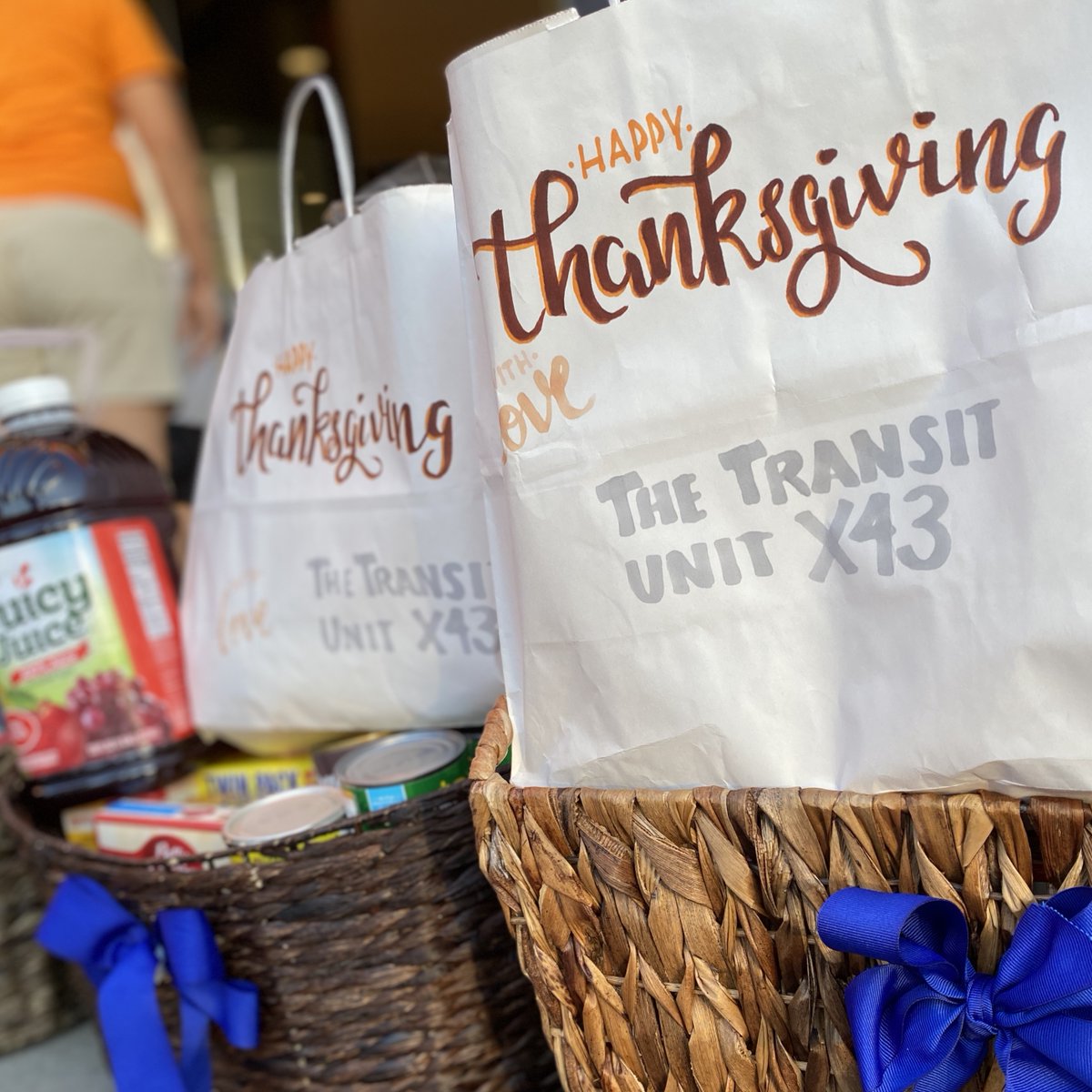 PhoenixPolice's tweet photo. 31 baskets, 15 turkeys and dozens of smiles will be shared this Thanksgiving thanks to Officer Beltran and his fellow officers in the Transit Unit. Their donations will be enjoyed by families sponsored by the @VOSYMCA this Thanksgiving. https://t.co/57KlBTf6GH