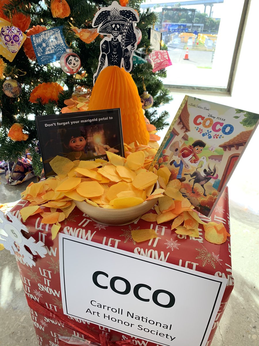 CHS_FineArt's tweet photo. NAHS Coco Christmas tree! @maalford4  @jnmmeek https://t.co/M6pb8EBgO7