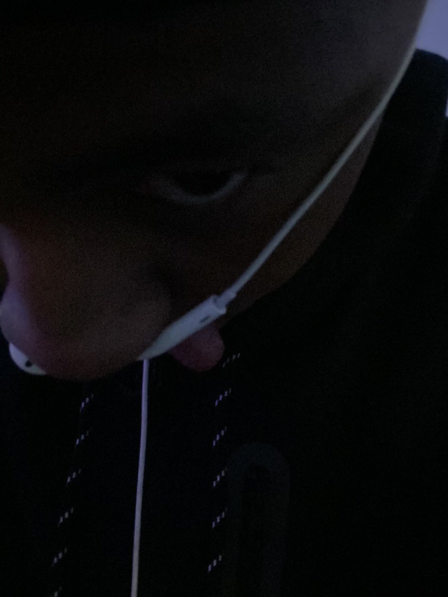 MontaeKidd's tweet photo. Twins😂😭 https://t.co/1IH3wjlB0h