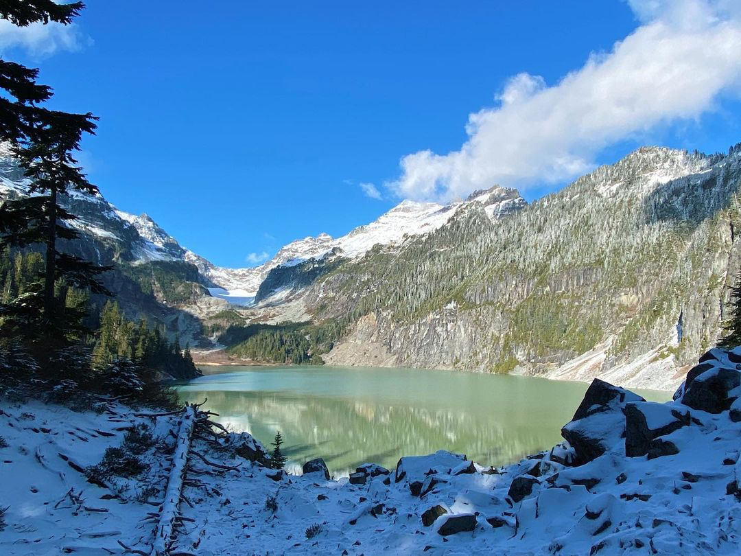 yaktrax's tweet photo. For the sake of your soul, venture out 🌲

Have a great weekend! #yaktrax

📸: @adventurewithmary 

#trailrunning #hikingadventures #pnwcollective #hikingtrails #womenwhohike #hikingadventures #hikersofinstagram #pnwonderland #pnwexplored #adventuretime #landscapephotography https://t.co/LRfylayi3O