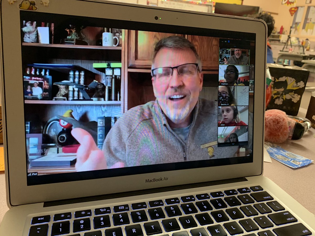 Stoutzenheroes's tweet photo. Today we were able to #Zoom with the Alumni of the Year Mr. Seidel! Thank you for taking time out of your schedule to talk to our class. 🍎 #MHS #MHSpartanStrong https://t.co/AWyyjTryDI