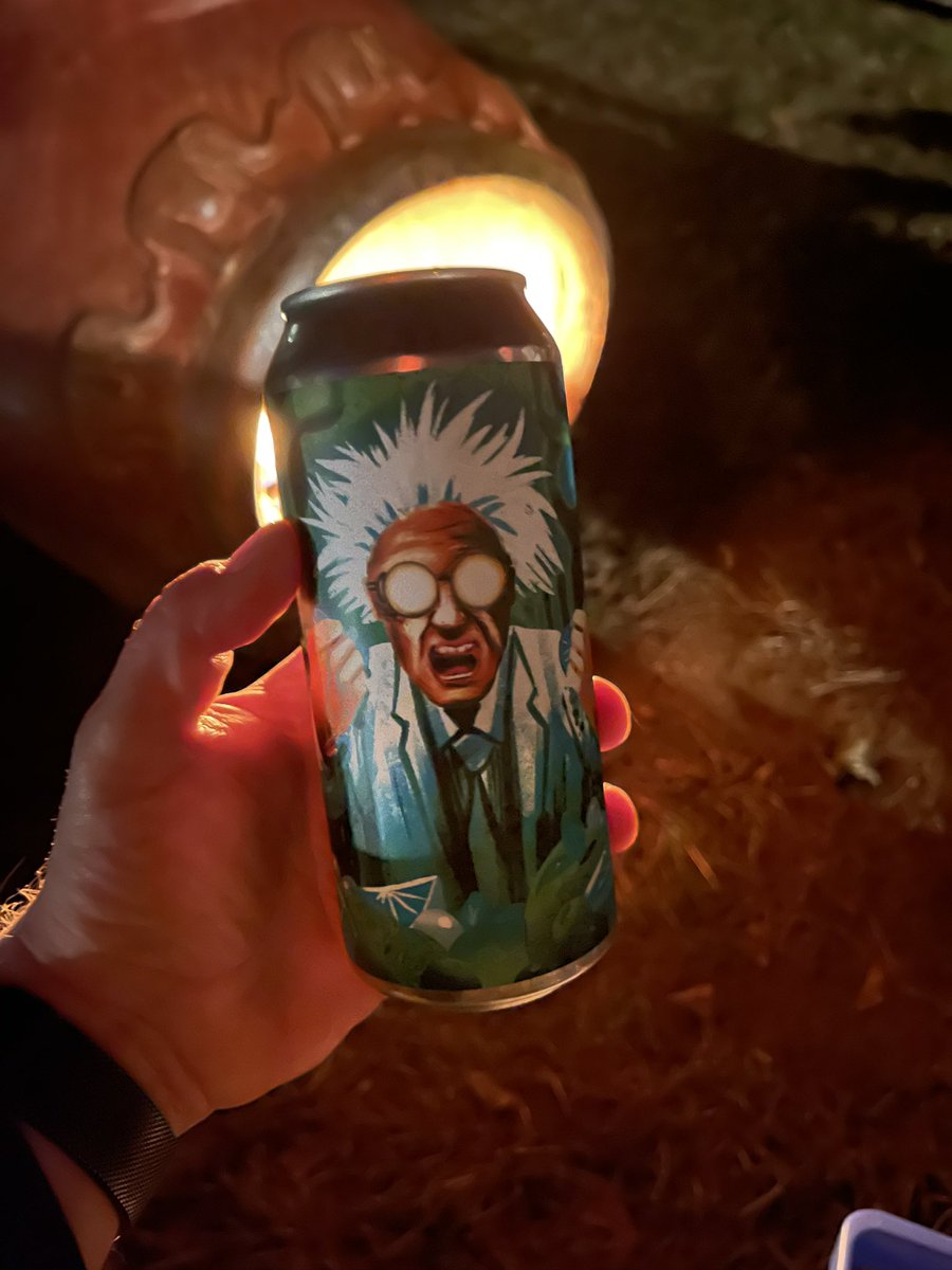 TMarsh35's tweet photo. It’s Nov but @TreeHouseBrewCo is always delish by a 🔥 #JuiceProject #TreeHouseBrewery https://t.co/f7IOIxyEox