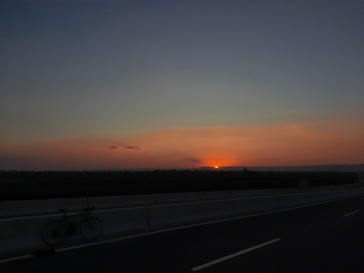 timmythereall's tweet photo. 71 km https://t.co/95ndnXwUxW