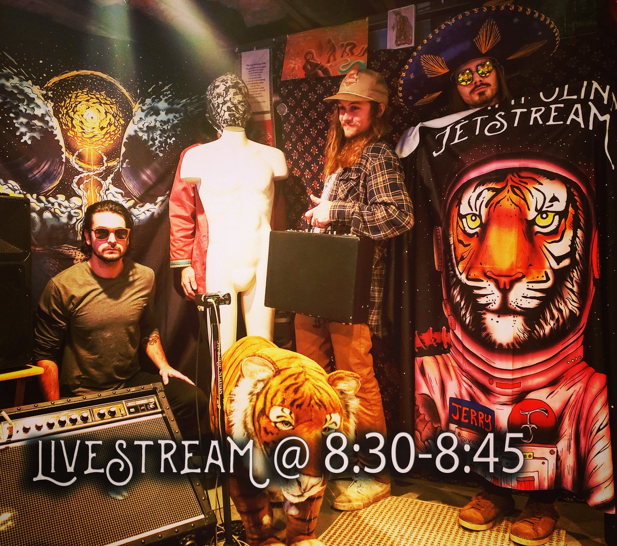 TrampJetstream's tweet image. 8:30 LIVESTREAM LINK:
youtube.com/channel/UC2XHr…