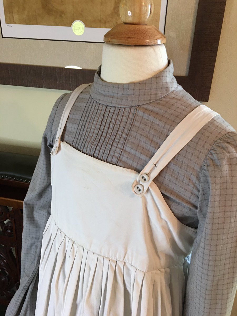 They became the bride of adventure going to unknown places for two damn weeks. But now they’re here! This little gray dress could be from season 1 or 2. It came with undershirt and bloomers. And has hand stitched details y’all. It fluffs out on its own which is adorbs. +