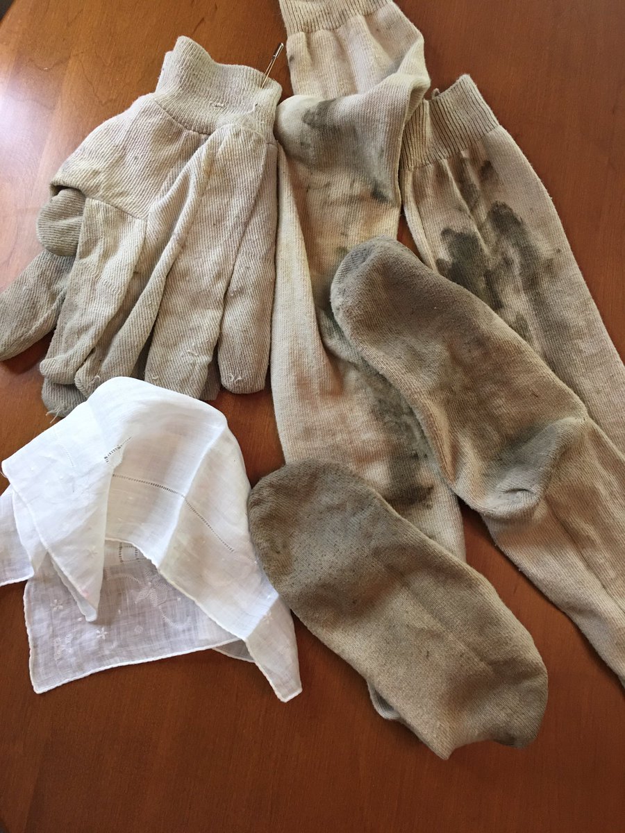 And now for the “What the heck?” section of my AWAE costume haul. In case you were wondering, no I don’t think they washed this stuff. Are these  @AmybethMcnulty socks with genuine Canada dirt?  I’ll never know. Who’s garden gloves? Handkerchief? And like whyyyyyy??? Why? +