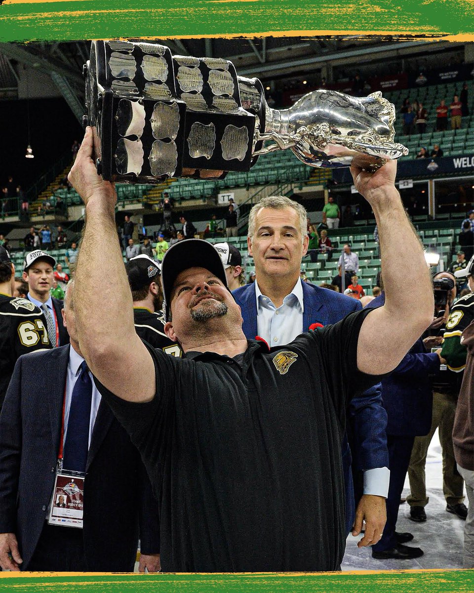 We would like to thank Doug Stacey for his years of service with our team!
Doug was a part of every London Knights OHL Championship and Memorial Cup. 
We wish him the best as he continues his career at Western University. 
Thank you, Doug! 💚💛