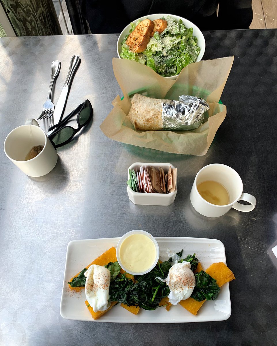 pattyjeffre1's tweet photo. Open air lunch the other day on the patio at the #BridgeRestaurant overlooking the Pawcatuck River https://t.co/1lAghiSNib