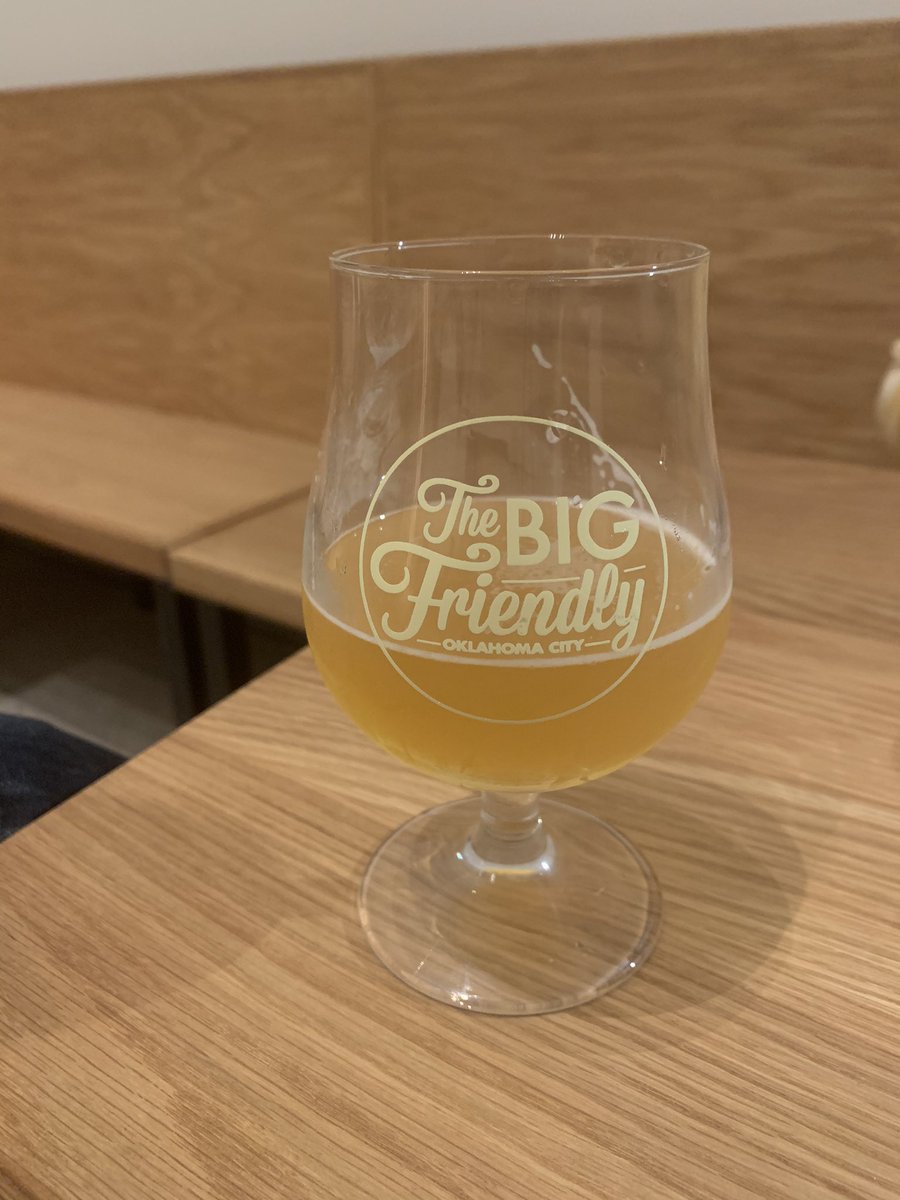 PhilFreeman13's tweet photo. Congrats to @thebigfriendly on a busy grand opening!! Your #extrafriendly IPA is really good! https://t.co/vxI2UiUeri