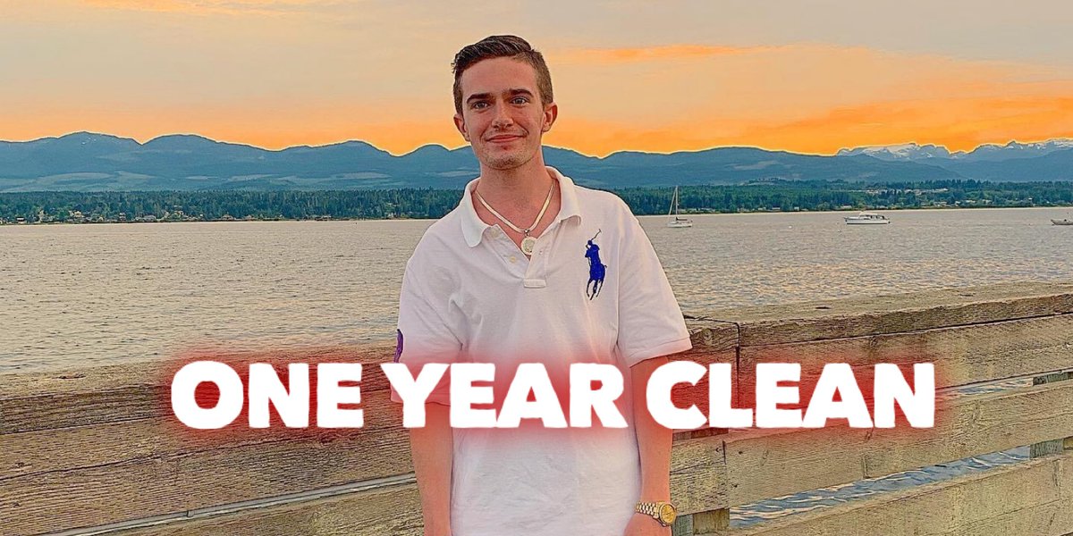 Last_Door's tweet photo. Congratulations Alumnus Keagan on your #OneYearClean #StopAddiction #WeDoRecover #RecoveryWorks #LastDoor #NewWestRecovery #DoorBoy https://t.co/xReH5HQahz