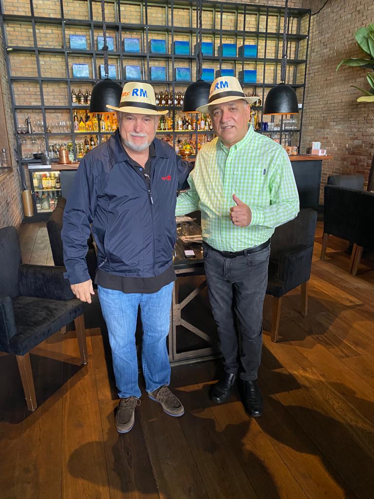 camachocastro's tweet photo. Decisión política tomada hoy, sólo nos da oportunidad de seguir derrotando a enemigos de mi brother Ricardo Martinelli; las pruebas son las mismas. También nos da más fortaleza, para llevarlo a la meta de ganar la presidencia el 2024, a través de Realizando Metas (RM). #SomosRM https://t.co/YZFTpqTbTP