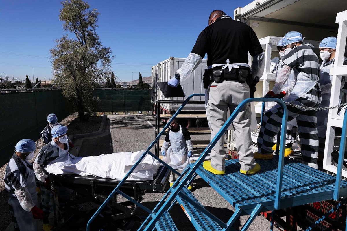 3/ El Paso's morgues are paying jail inmates $2/hour to transport a backlog of bodies awaiting autopsy.  https://www.elpasotimes.com/story/news/local/el-paso/2020/11/16/covid-19-el-paso-county-jail-inmates-help-bodies-awaiting-autopsy-during-coronavirus-pandemic/6313740002/  (El Paso Times)The Office of Medical Examiner has even posted job ads for "Morgue Attendants."  https://www.governmentjobs.com/careers/elpasocounty/jobs/2915205/internal-only-office-of-medical-examiner-morgue-attendant-temporary-assign?pagetype=jobOpportunitiesJobs