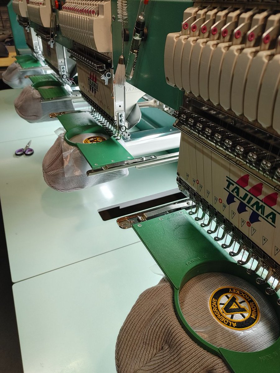 LevysSports's tweet photo. Local hockey toques #embroideredclothing #hockey #toques #embroidery #teamclothing #teamtoques https://t.co/ohJyx8clTX