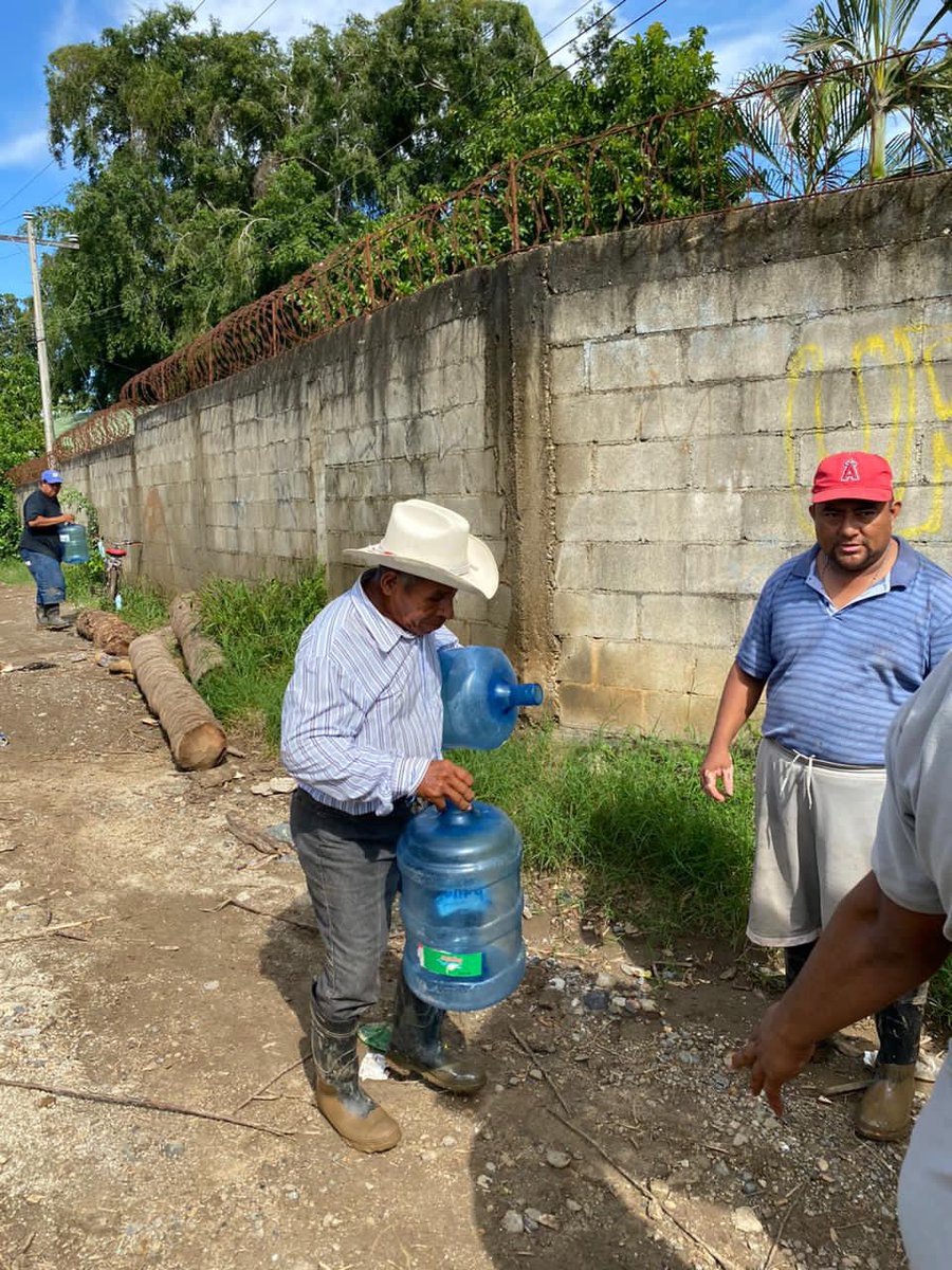 Today we installed a solar-powered (with battery backup!) water filtration system at the Guadelupano shelter in La Lima, Honduras. There is no running water or electricity here after the two hurricanes, so the community can now fill up 5 gallon bottles &amp; reduce plastic waste!