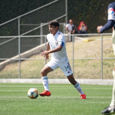 6Mendozaa's tweet photo. #NuevaFotoDePerfil https://t.co/9srvBiPklc