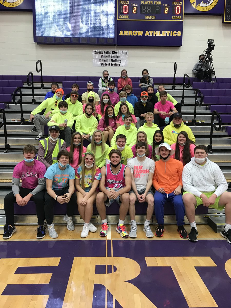 DVHSActivities's tweet photo. DV dressed up and ready to go in Watertown! https://t.co/JincQ4jjPA